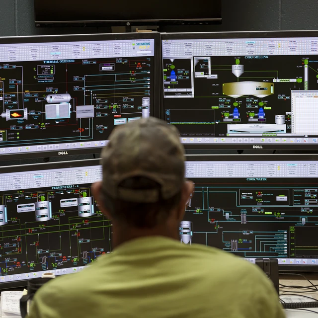 Man_Working_on_Computers