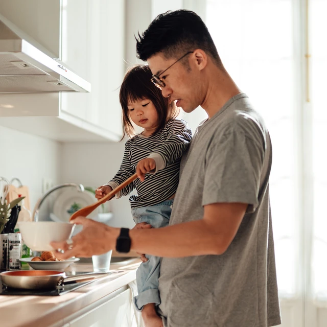 father-daughter-cooking-kitchen