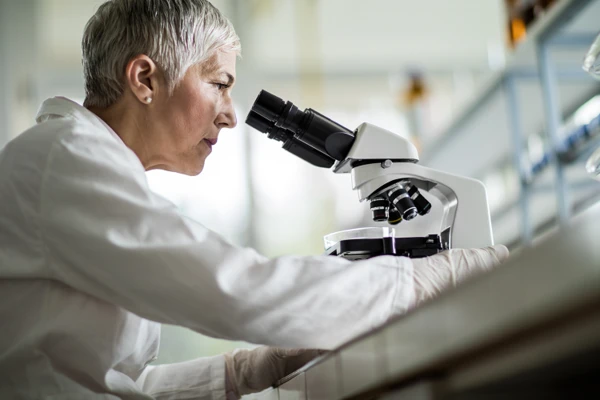 Scientist doing pre-clinical research