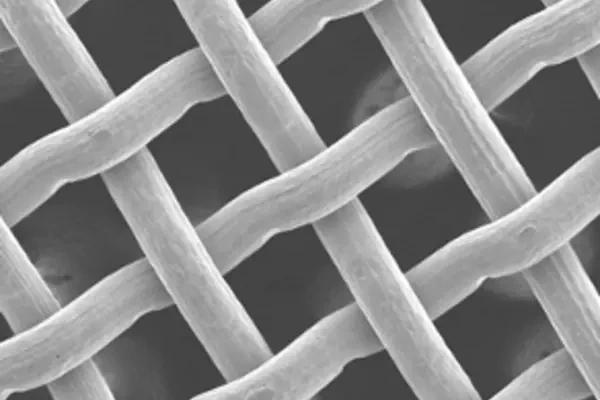 Stainless-steel-mesh-cleaned-with-enzymes