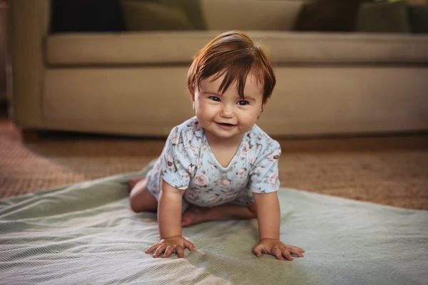 toddler-girl-crawl-blanket